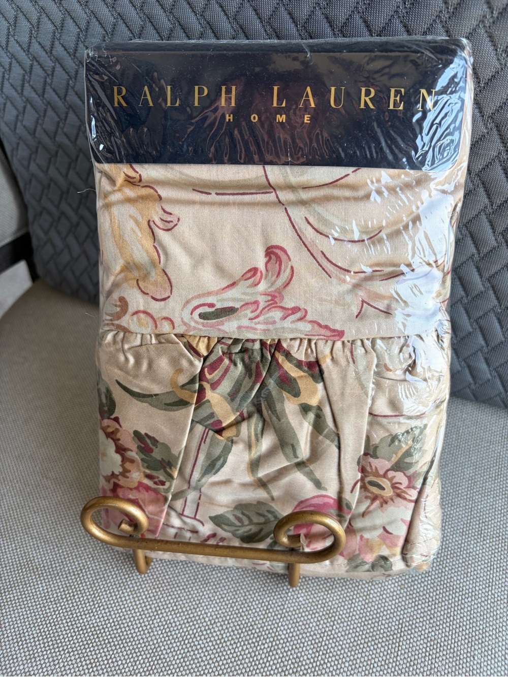 Ralph Lauren Retired Guinevere Print Ruffled pillowcases pair standard NWT